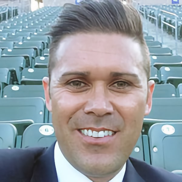 Aaron Siefker